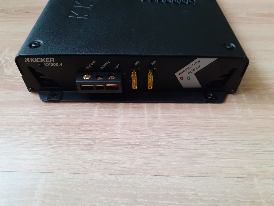 Kicker KX300.4  4-kanały