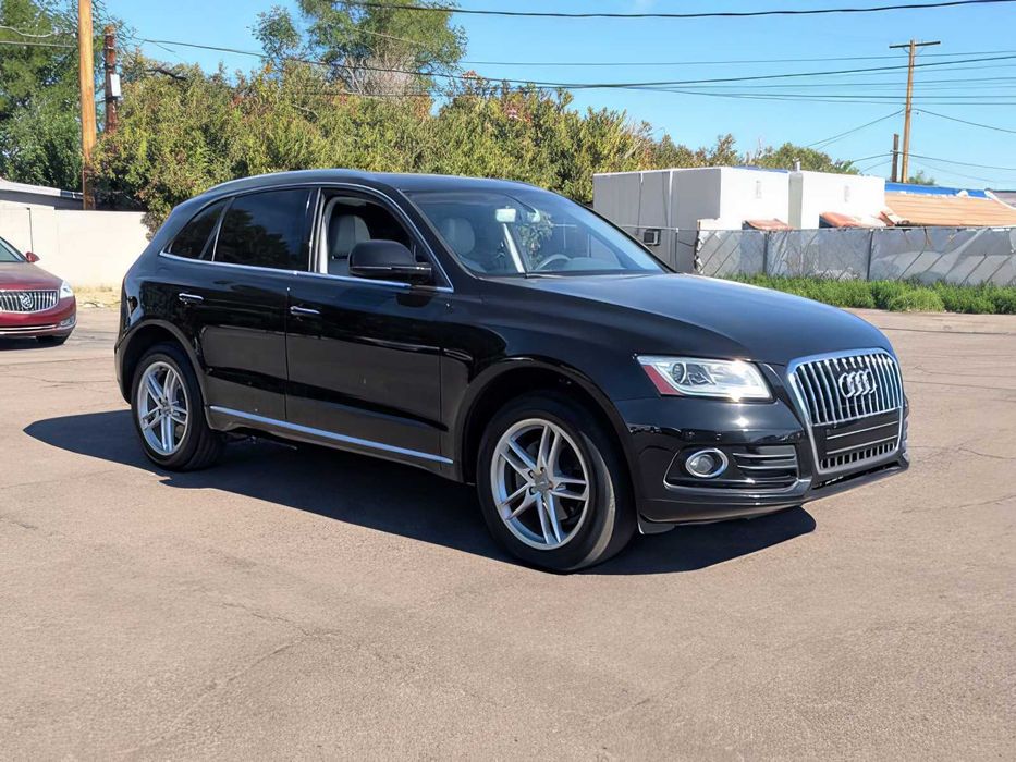 Audi Q5      2015
