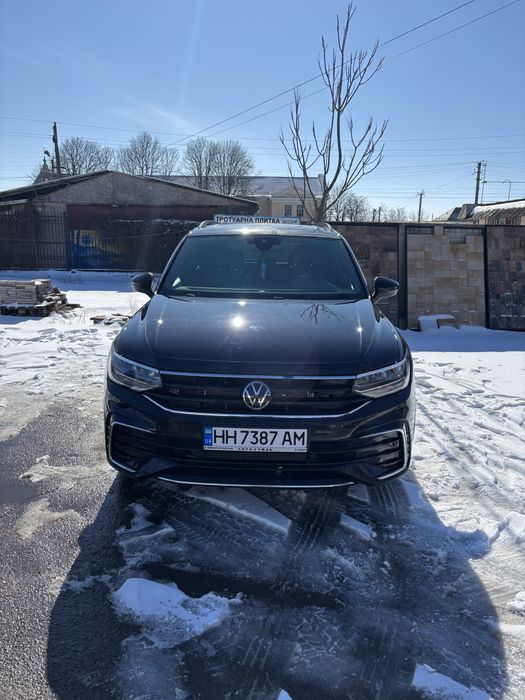 Продажа машины Volkswagen Tiguan R line SE 2021