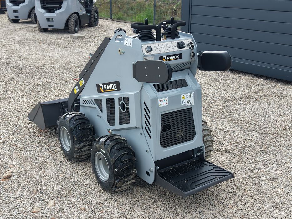 RAVOX WLS - mini ladowarka skid steer