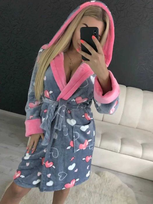 Женский теплый плюшевый короткий домашний халат