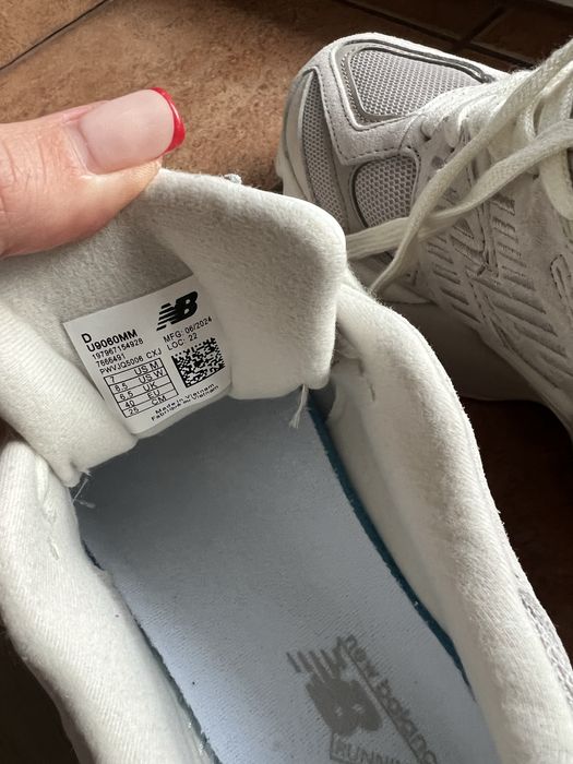 New Balance 9060 Light Beige Grey