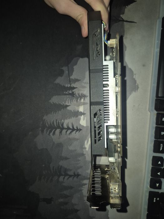 Rx580 продаю потомучто надо купить новую