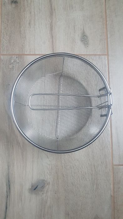 Nowe sitko / koszyczek do głębokiego smażenia lub gotowania na parze.