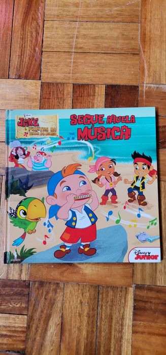 Livros infantis como novos