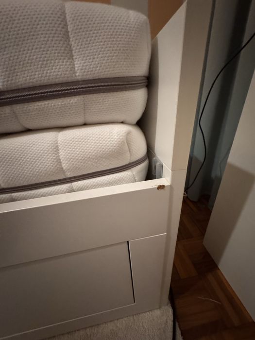 Cama ikea BRIMNES com 2 colchões incluidos