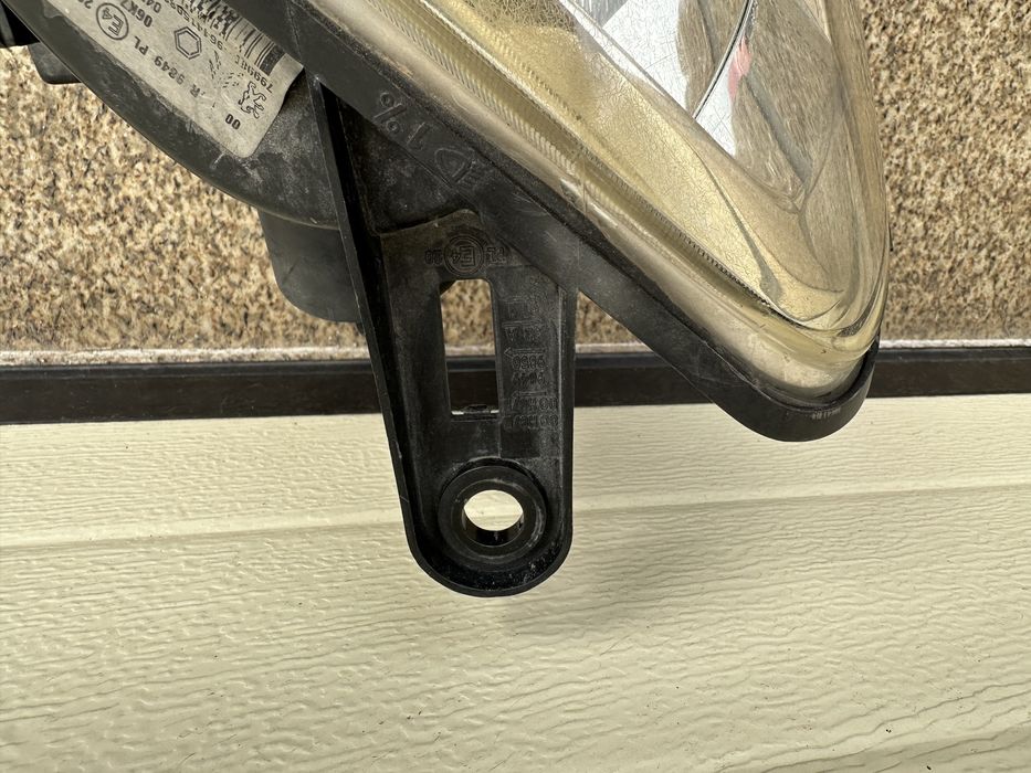 Farol Citroen Berlingo M59