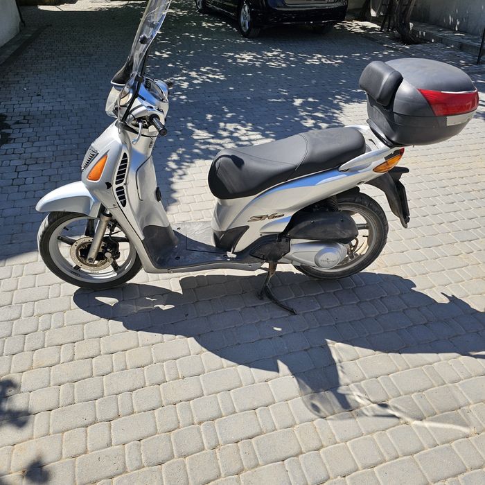 Скутер хонда SH 125