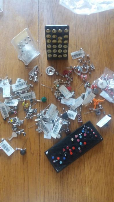 Пирсинг разный сережки