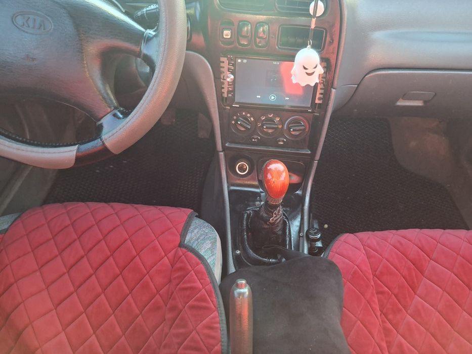 Продам KIA Shuma