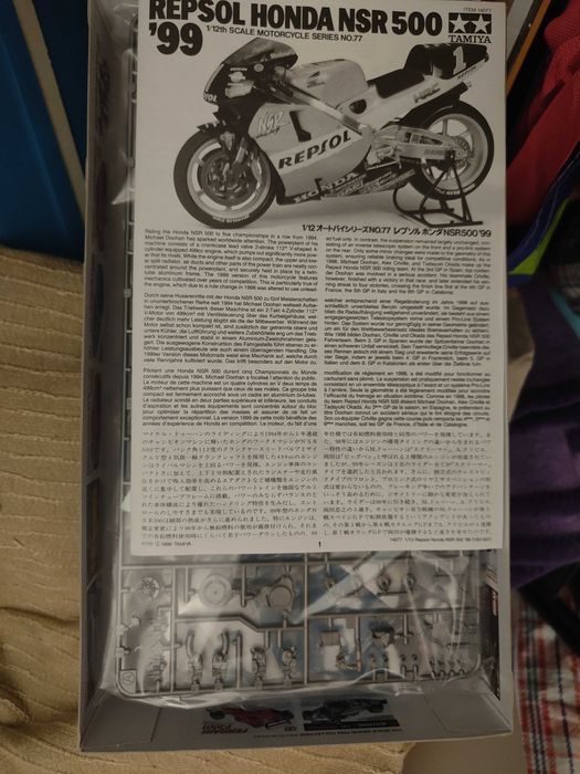 TAMIYA 14077 - Repsol Honda NSR 500 '99 - 1/12