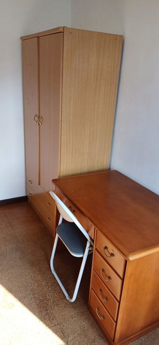 Quarto para estudante