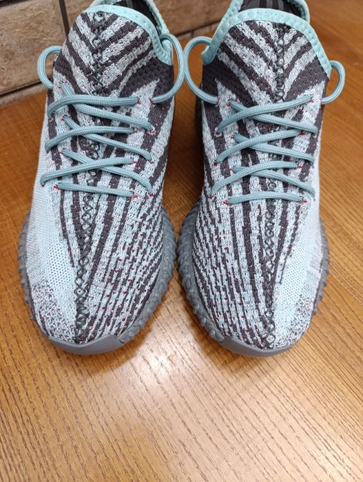 Кросівки жіночі Adidas
