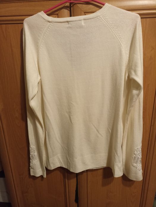 Sweter damski biały rozpinany r. S