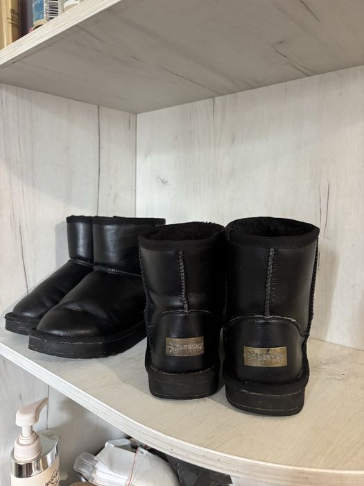 Продам уги два розміра