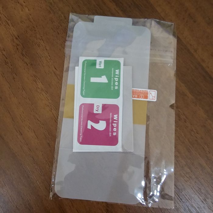 Гидрогелевая плёнка на Samsung Galaxy S24+