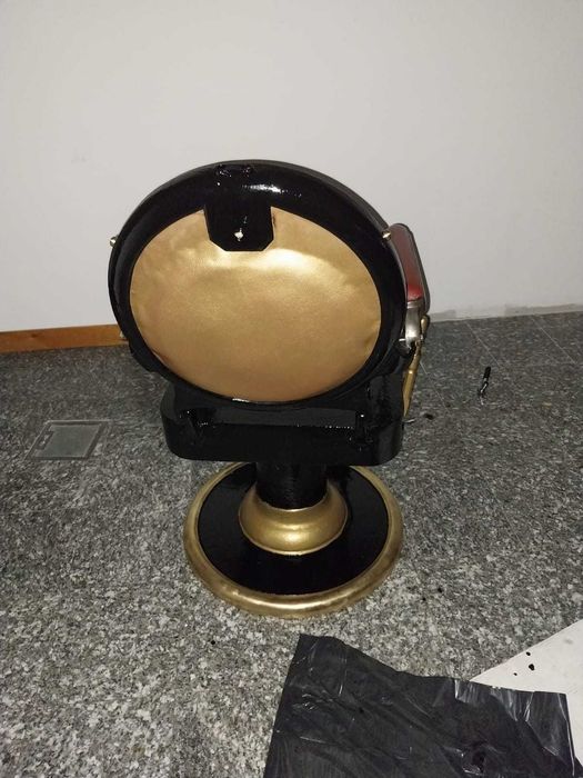 Cadeira barbeiro Lisboa pessoa