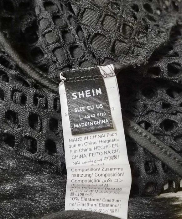 Черный сетчатый боди SHEIN с розовым принтом warning, р. L