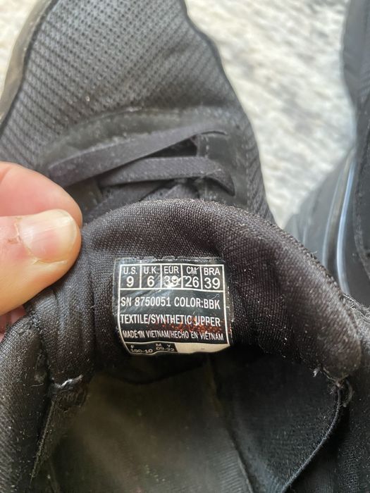 Оригінальні кросівки  SKECHERS 39