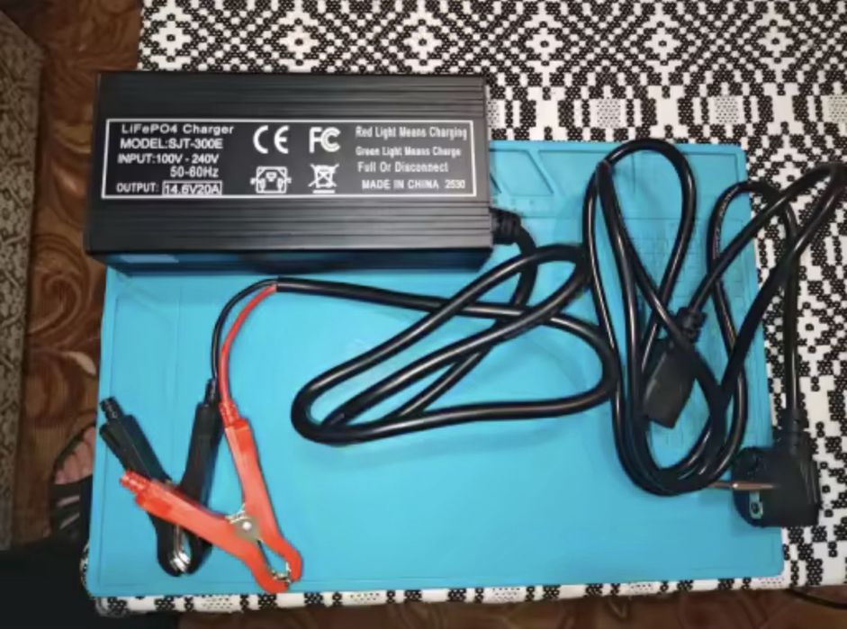 Зарядний пристрій 20A 14.6V LiFePO4 акумулятор 4S (12v)12.8v CC-CV
