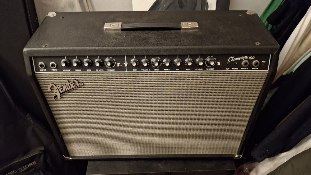 Fender Champion 100