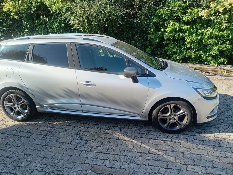 Renult Clio Sport Tourer 1.5 Dci GT Line — photo 4