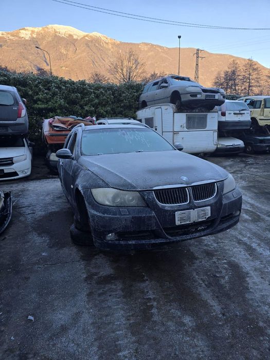 Є запчастини BMW SERIES 3 E 91 2005-2008