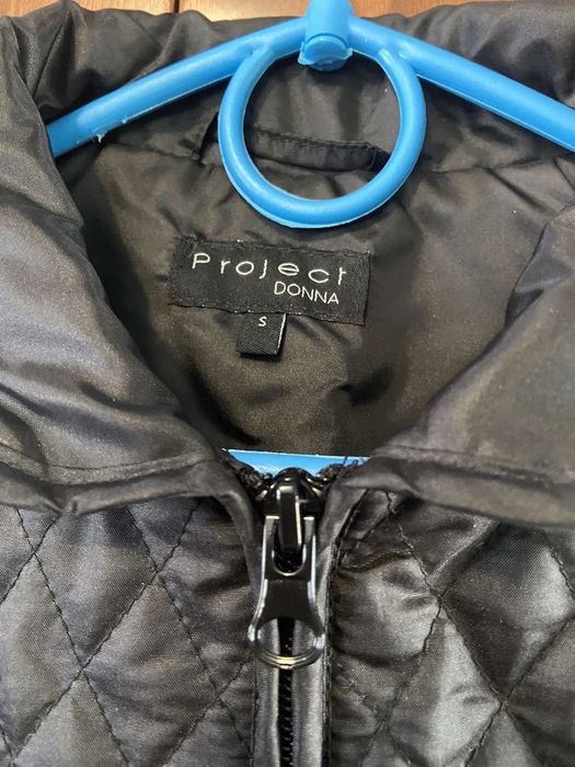 Продам сезонну курточку