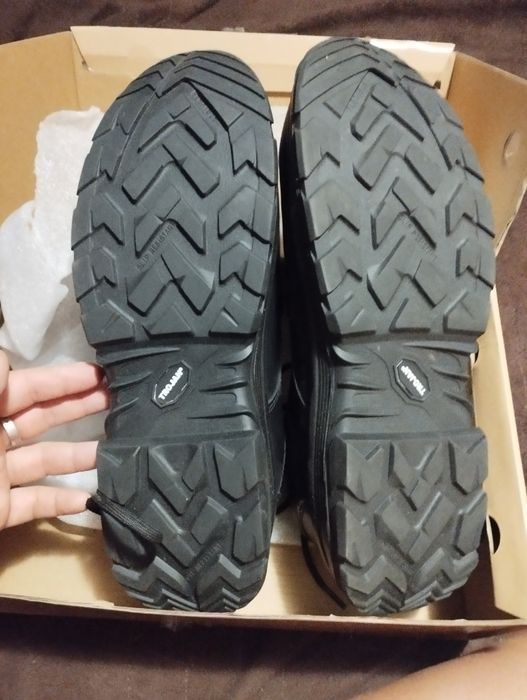 Продам нові  ботінки чоловічі ,47 розмір