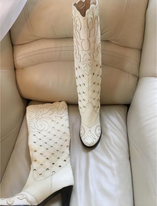 стильні чобітки