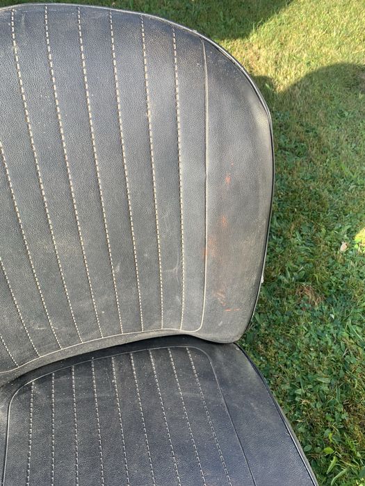 Komplet  foteli do fiata 126p,