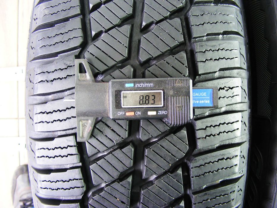 Зимова гума 205/70/15С -2 шт.Goodride SW612 .