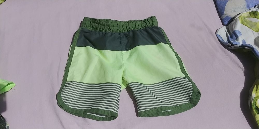 Spodenki kąpielowe kąpielówki rozmiar 104