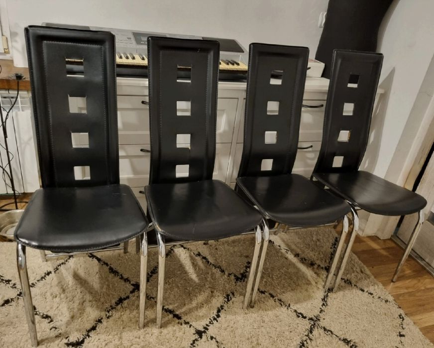 Krzesła czarne z ekoskóry