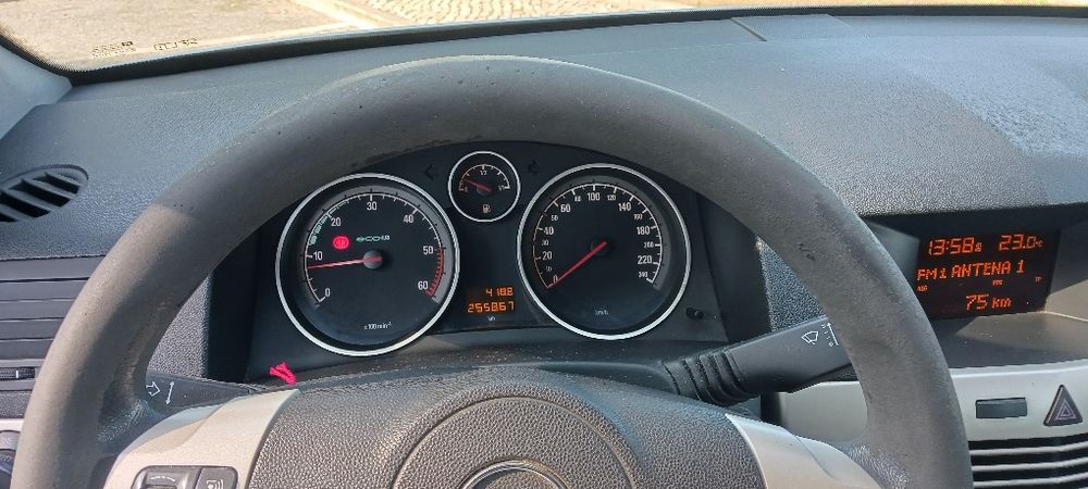 Opel astra caravan 1.3 diesel 2008