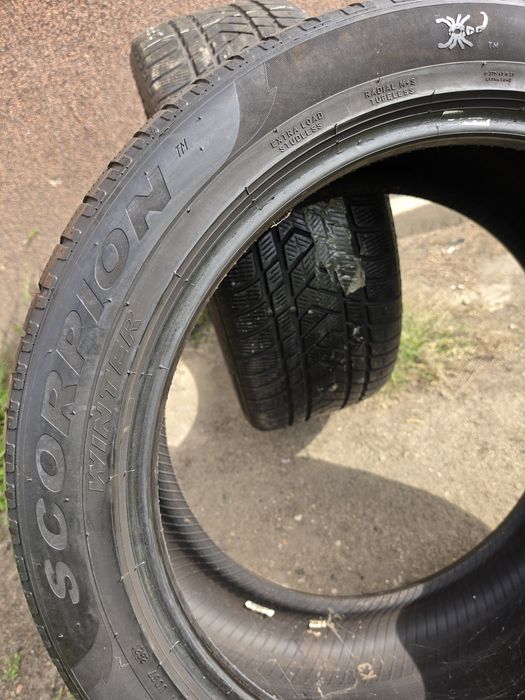 275/45 R21 110 V - Pirelli Scorpion Winter - cena za 2 szt - 26/2021 ~5,5 mm- fv23 -