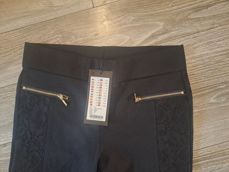 Czarne spodnie Amisu r 36