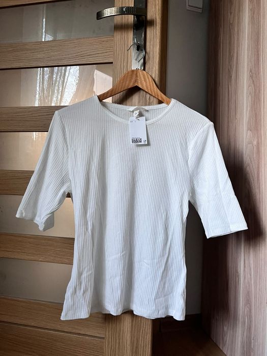 Bialy ażurowy t shirt prążkowany H&M L/40