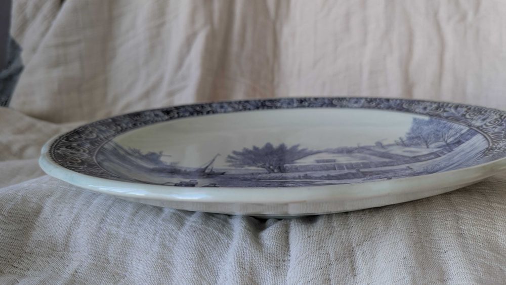 Prato decorativo Delft Blue Boch – paisagem holandesa 39 cm