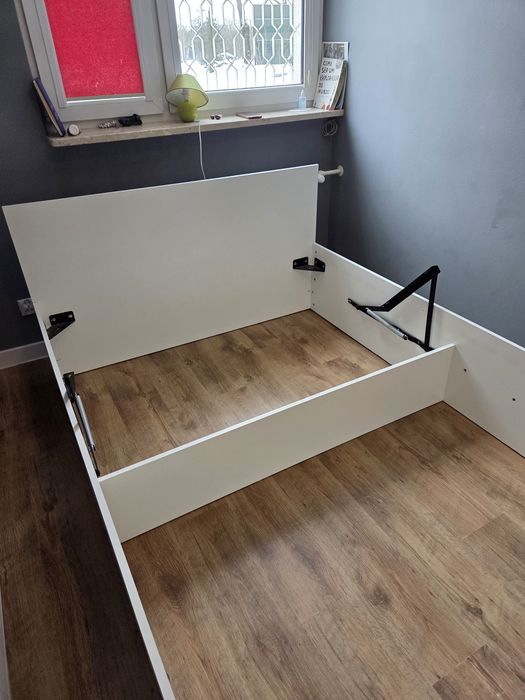 Łóżko białe 140x200 sama rama, bez stelaża i bez materaca