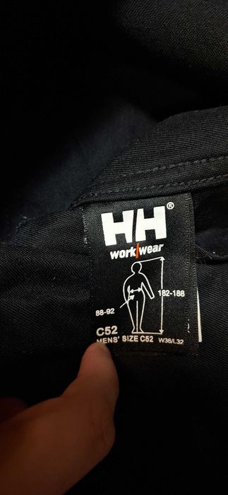 Helly Hansen spodnie męskie C52 W36