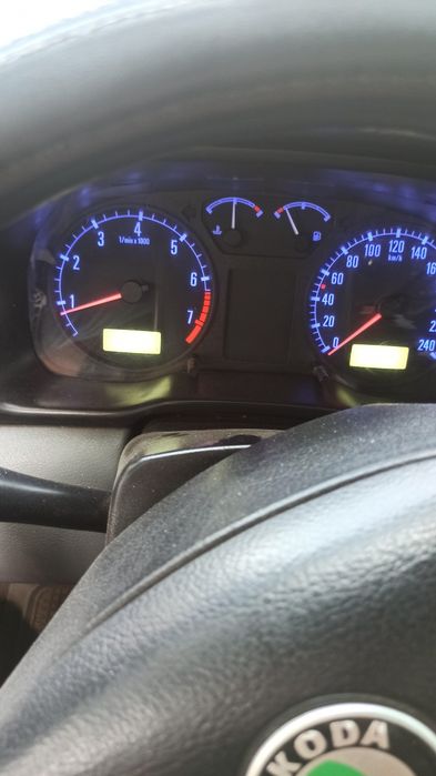 Продам шкода октавія тур