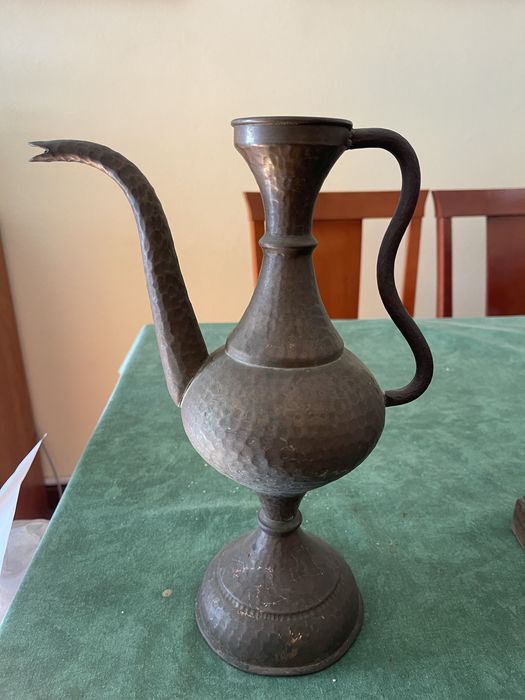 Jarro / Cafeteira Antiga em Cobre Martelado (Aftaba) – 30 cm
