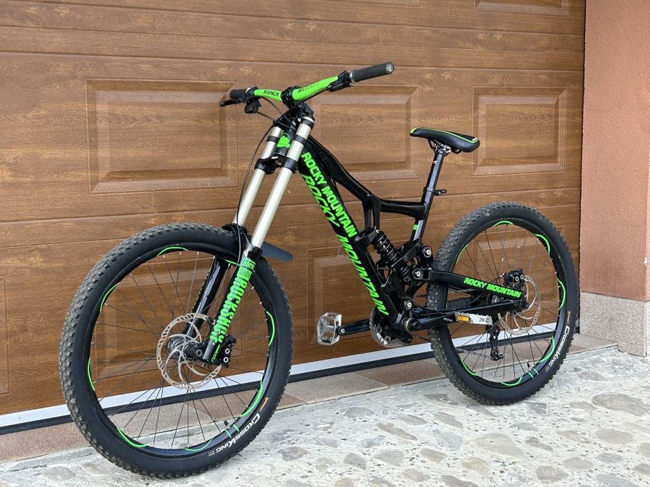 Велосипед  Rocky Mountain Flatline DH