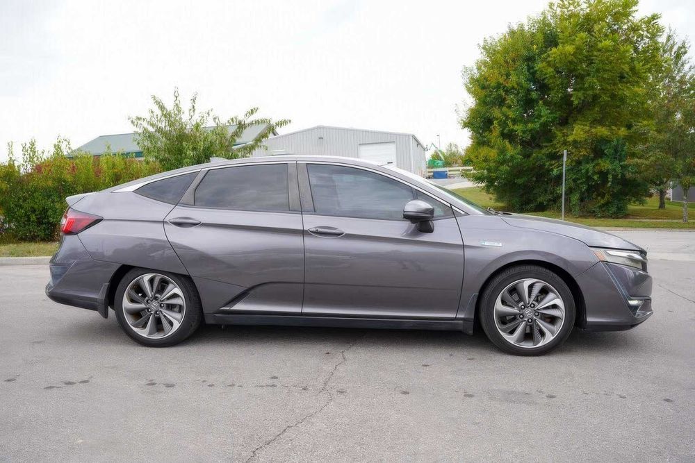 Honda Clarity      2019