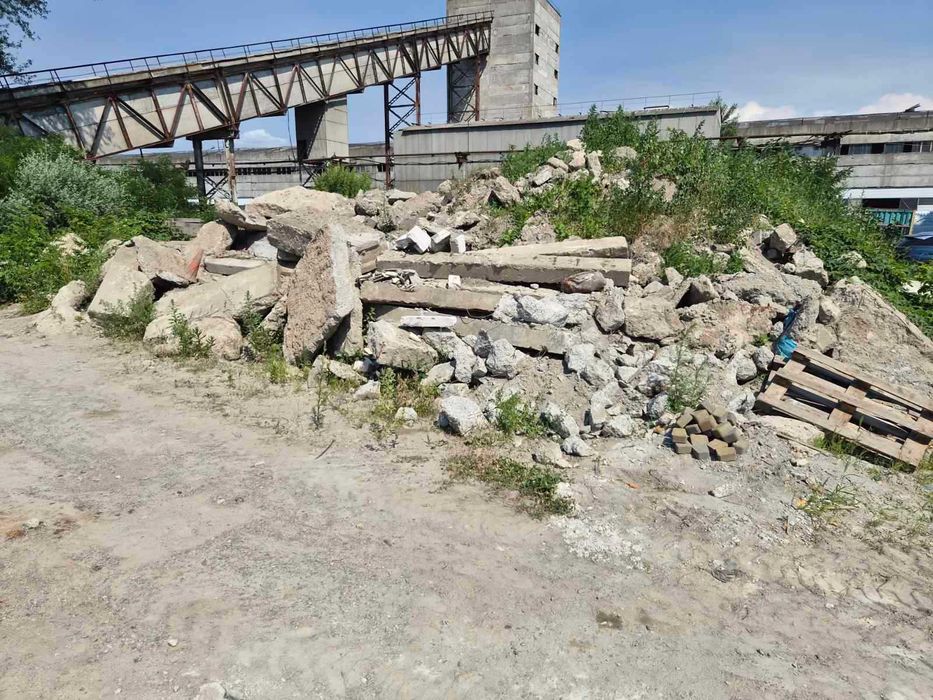 Бой бетона, пісок на підсипку віддім безкоштовно, Київ