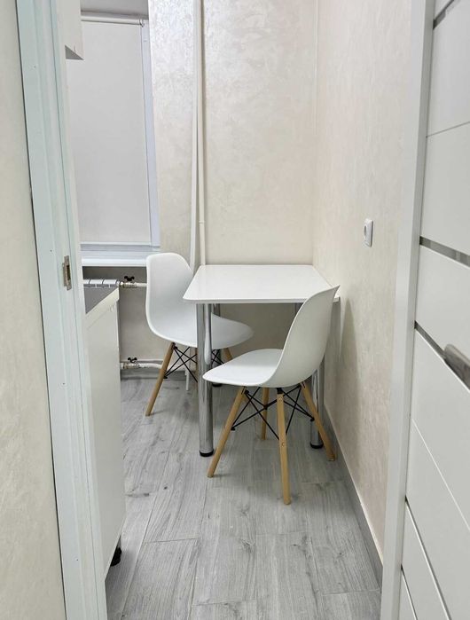 1-к. квартира по вул. Іванни Блажкевич з євроремонтом.