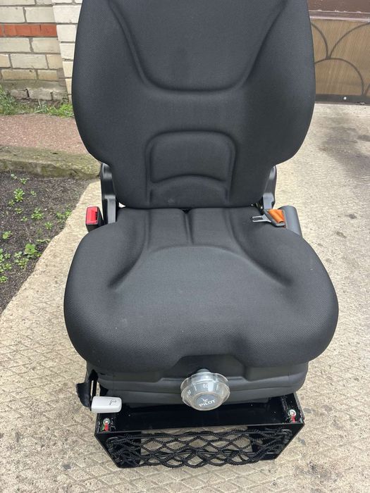 Продам сиденье Пилот маниту . Состояние  идеальное, новое.