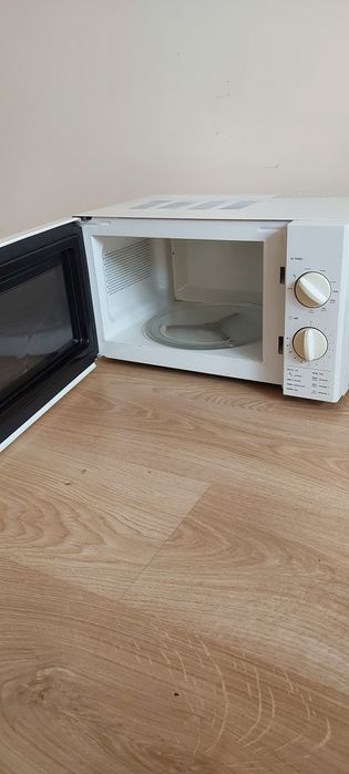 Sprzedam mikrofalówkę