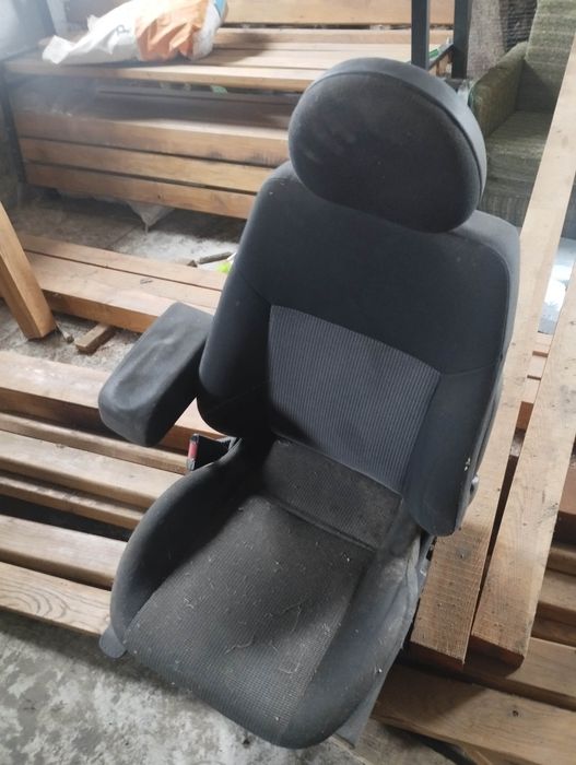 Fotel kierowcy, lewy Opel Meriva A.
